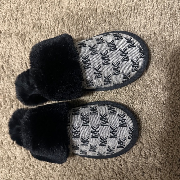 MK black and grey slippers - Picture 3 of 4
